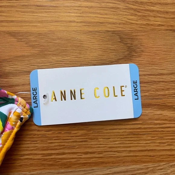 NWT Anne Cole Floral Bikini Top - Picture 3 of 4